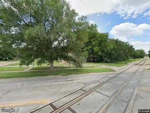 Maple, WICHITA, KS 67213