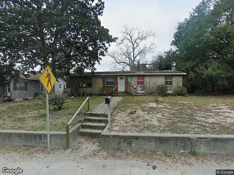 8Th, FERNANDINA BEACH, FL 32034