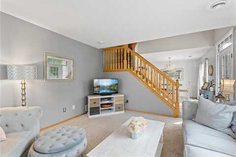 121St, CHAMPLIN, MN 55316
