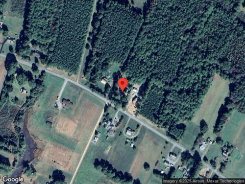 Circle, PORT HAYWOOD, VA 23138