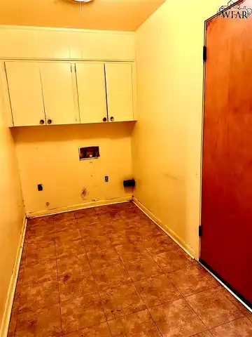Prince Edward, WICHITA FALLS, TX 76308