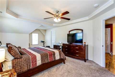 Joan, CHESAPEAKE, VA 23322
