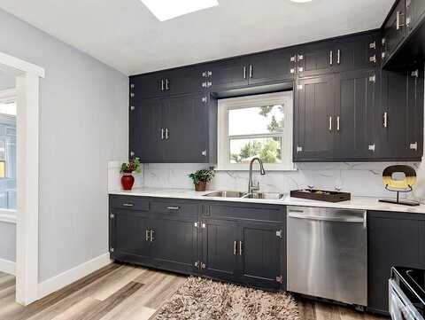 27Th, PUEBLO, CO 81003