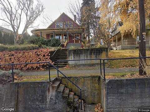 Oak, HOOD RIVER, OR 97031