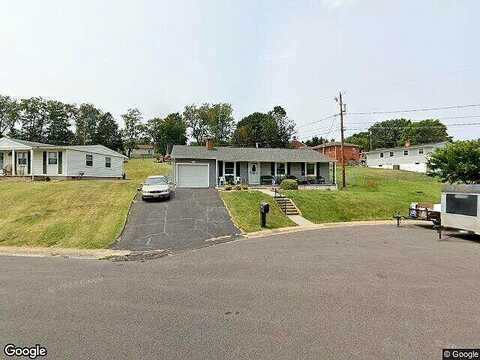 Highview, STAUNTON, VA 24401