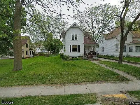 Washington, WEST BEND, WI 53095
