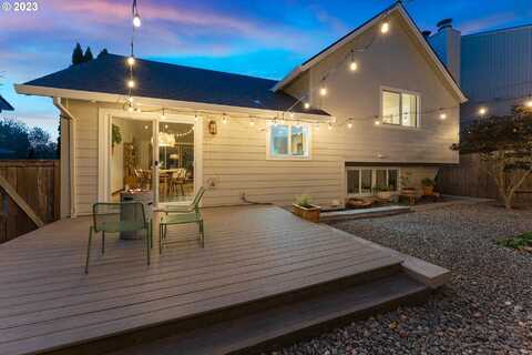 Kingsgate, LAKE OSWEGO, OR 97035