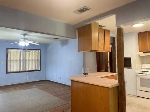 Margaret, TALLAHASSEE, FL 32301