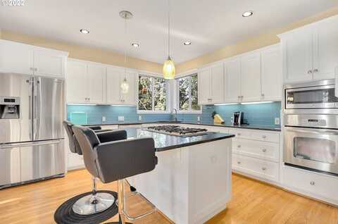 Morningview, LAKE OSWEGO, OR 97035