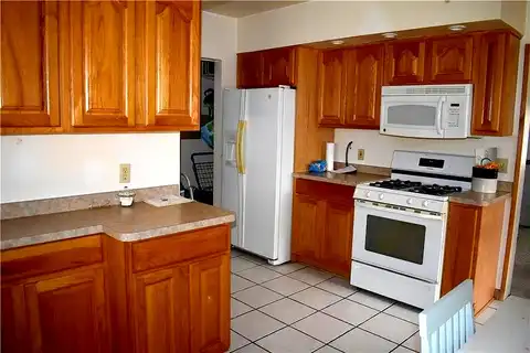 12Th, ERIE, PA 16503