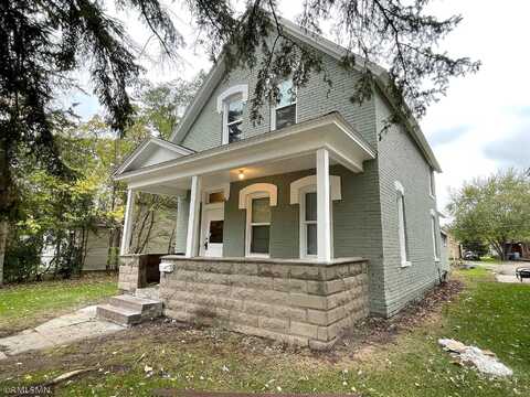 8Th, SAINT CLOUD, MN 56301