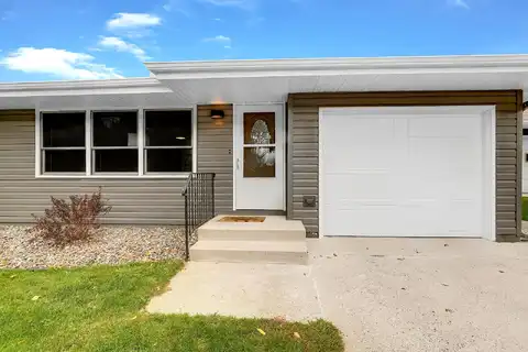7Th, SAINT PAUL, MN 55112