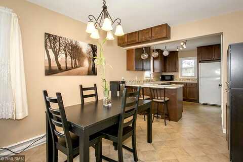 Hoyt, SAINT PAUL, MN 55106