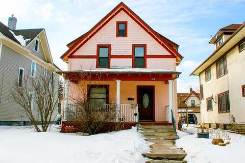 Russell, MINNEAPOLIS, MN 55411