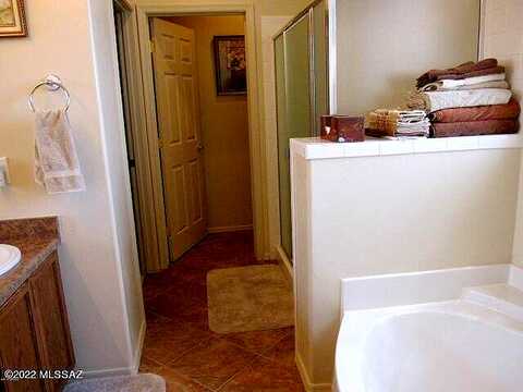 Calle Vivaz, GREEN VALLEY, AZ 85614