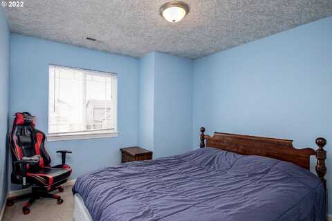 Hearth, SALEM, OR 97305