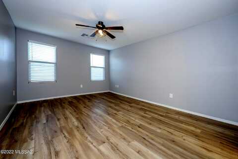 Bolster, VAIL, AZ 85641