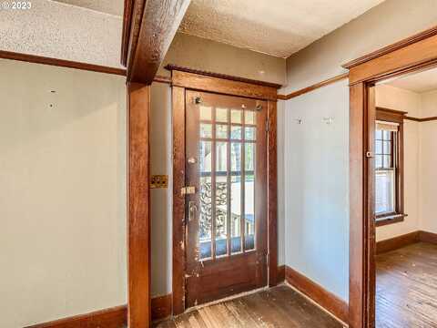 Fourth Plain, VANCOUVER, WA 98660