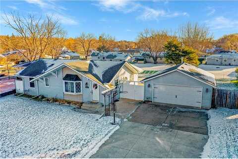 Hinton, COTTAGE GROVE, MN 55016