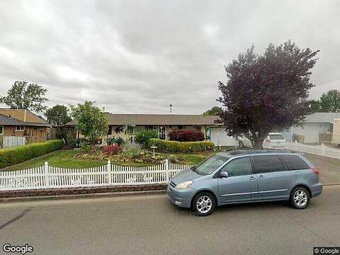 9Th, HARRISBURG, OR 97446