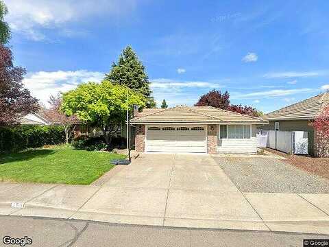 Annalee, CENTRAL POINT, OR 97502
