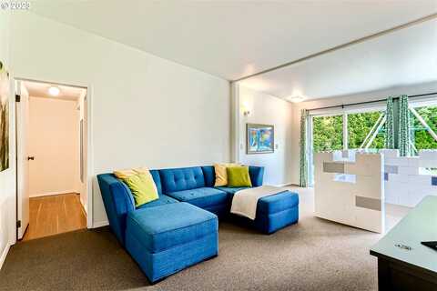 204Th, BEAVERTON, OR 97078