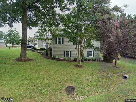 Joffrey, HUDDLESTON, VA 24104