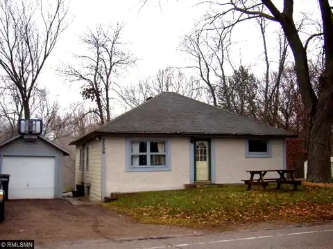 Shore, FOREST LAKE, MN 55025