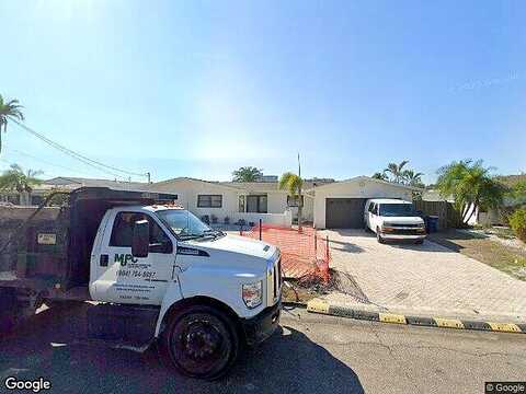 Windward, CLEARWATER BEACH, FL 33767