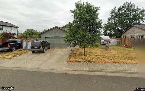 1St, CARLTON, OR 97111