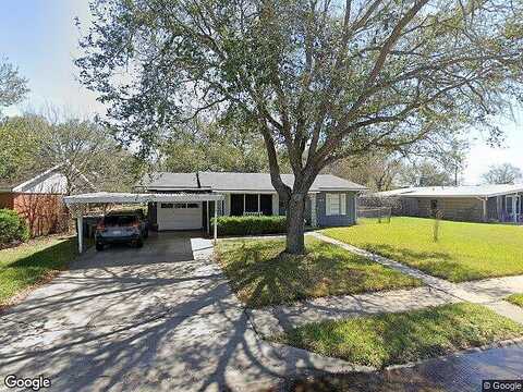Camellia, VICTORIA, TX 77904