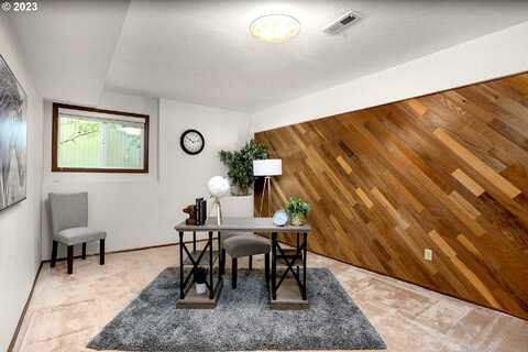 Palomino, WEST LINN, OR 97068