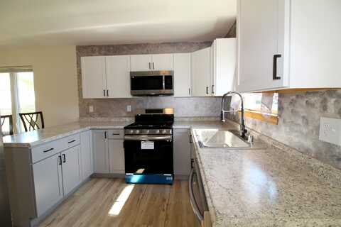 12Th, KENOSHA, WI 53143