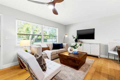 Connecticut, SAINT PETERSBURG, FL 33703