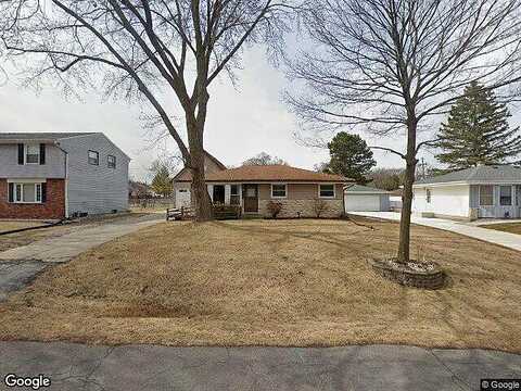 Madeline, MILWAUKEE, WI 53221