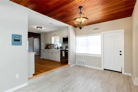 8Th, KINGSVILLE, TX 78363