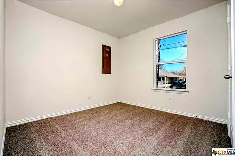 16Th, TEMPLE, TX 76501
