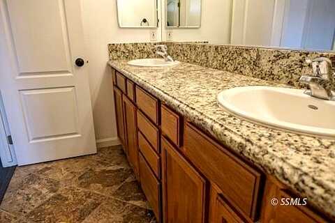 Mavis, RIDGECREST, CA 93555