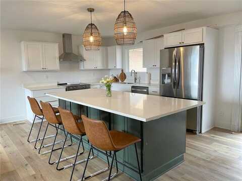 Shore, FOREST LAKE, MN 55025