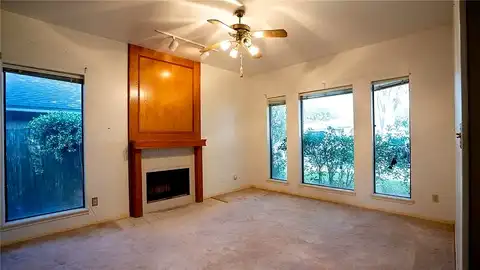Grizzley, CORPUS CHRISTI, TX 78414