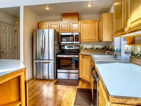 Limestone, BEND, OR 97703