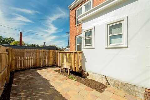 Mulberry, RICHMOND, VA 23220