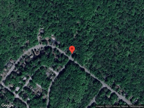 Country Place, TOBYHANNA, PA 18466