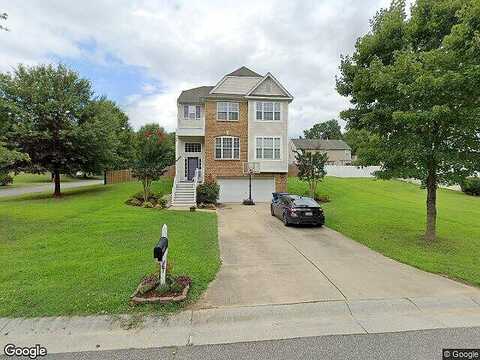 Erin Leigh, GLOUCESTER, VA 23061