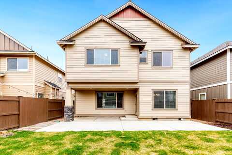 Evelyn, BEND, OR 97701