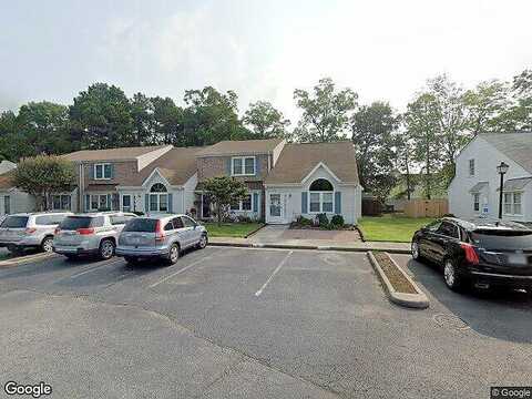 Crestwood, YORKTOWN, VA 23692