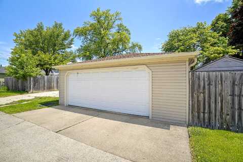 Hayes, RACINE, WI 53405