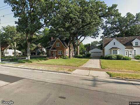8Th, AUSTIN, MN 55912