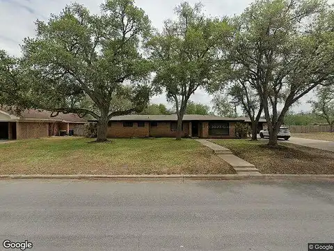 Inez, BEEVILLE, TX 78102