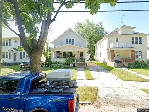 Bell, SHEBOYGAN, WI 53083